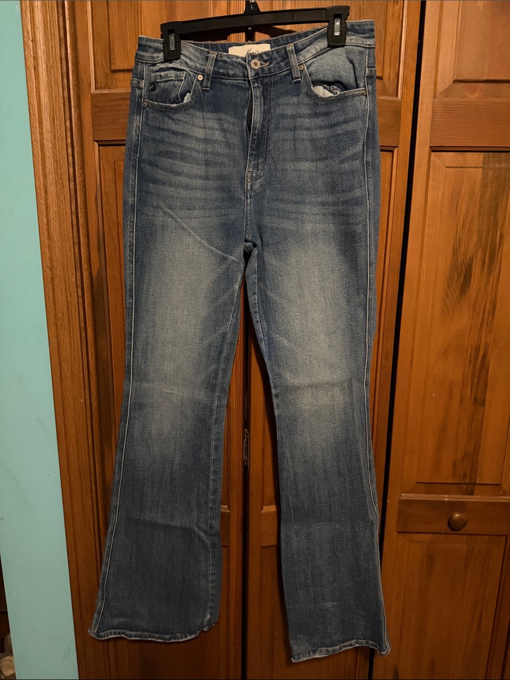 Light wash Kancan jeans